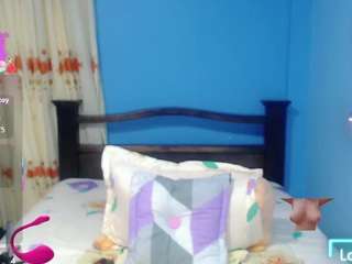 lilybenet1 Strip live webcam