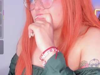 lucky-leah Live Webcam on CamSoda