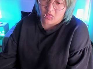 lucky-leah Live Webcam on CamSoda