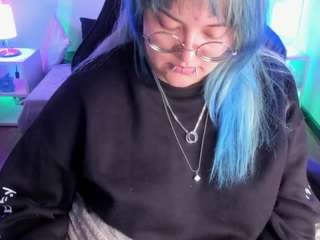 lucky-leah Live Webcam on CamSoda