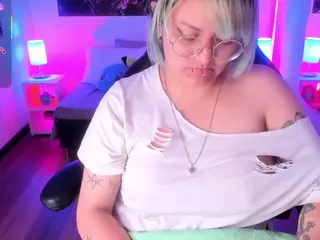 lucky-leah's Live Sex Cam Show