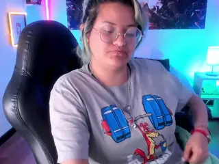 lucky-leah's Live Sex Cam Show