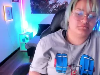 lucky-leah's Live Sex Cam Show
