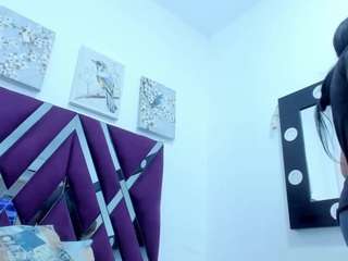  veronica-salas chat room