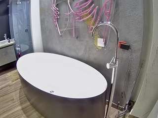 voyeurcam-casa-salsa-bathtub-pov Freesexcam camsoda