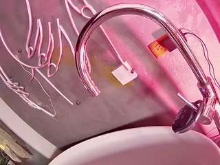 voyeurcam-casa-salsa-bathtub-pov