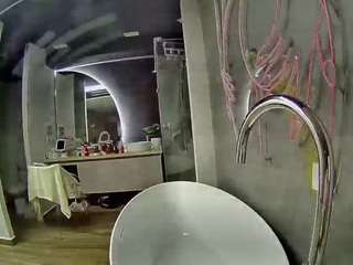 voyeurcam-casa-salsa-bathtub-pov