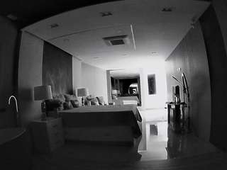 voyeurcam-casa-salsa-bathtub-pov