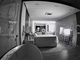 voyeurcam-casa-salsa-bathtub-pov camsoda