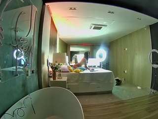 voyeurcam-casa-salsa-bathtub-pov camsoda