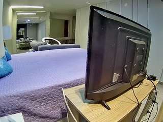 voyeurcam-casa-salsa-bathtub-pov camsoda