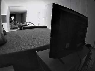 voyeurcam-casa-salsa-bathtub-pov camsoda