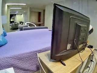 voyeurcam-casa-salsa-bathtub-pov camsoda