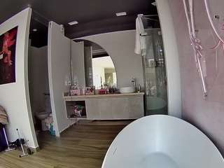 voyeurcam-casa-salsa-bathtub-pov