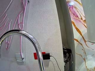 voyeurcam-casa-salsa-bathtub-pov