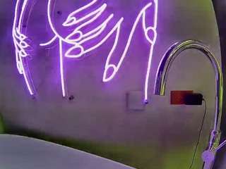 voyeurcam-casa-salsa-bathtub-pov - Live HD Webcam