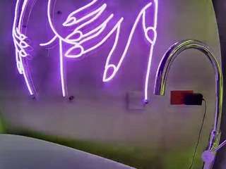 voyeurcam-casa-salsa-bathtub-pov - Live HD Webcam