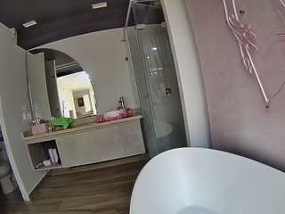 voyeurcam-casa-salsa-bathtub-pov