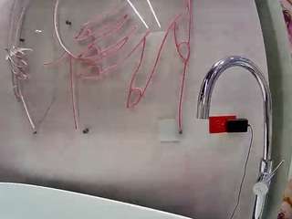 voyeurcam-casa-salsa-bathtub-pov