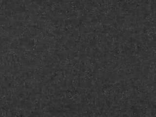 यह मॉडल अभी लाइव है. voyeurcam-casa-salsa-bathtub-pov