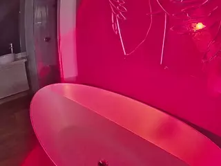 voyeurcam-casa-salsa-bathtub-pov's live chat room