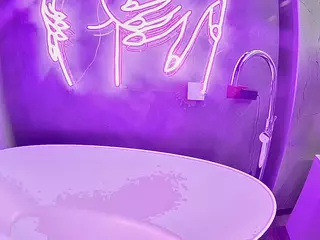 voyeurcam-casa-salsa-bathtub-pov's live chat room