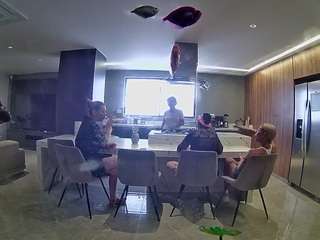 voyeurcam-casa-salsa-fishtank Adult Chat Riom camsoda