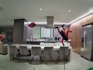 voyeurcam-casa-salsa-fishtank