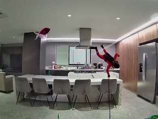 voyeurcam-casa-salsa-fishtank