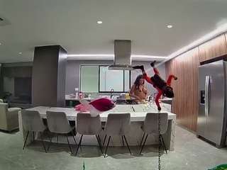 voyeurcam-casa-salsa-fishtank