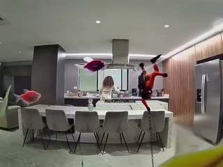 voyeurcam-casa-salsa-fishtank