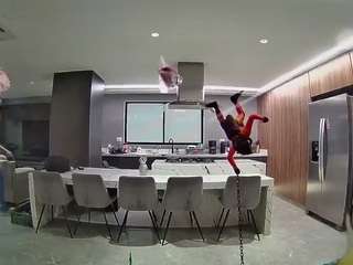 voyeurcam-casa-salsa-fishtank