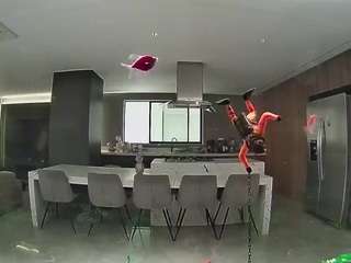voyeurcam-casa-salsa-fishtank