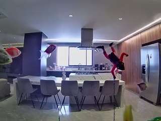 voyeurcam-casa-salsa-fishtank