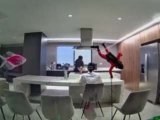 voyeurcam-casa-salsa-fishtank