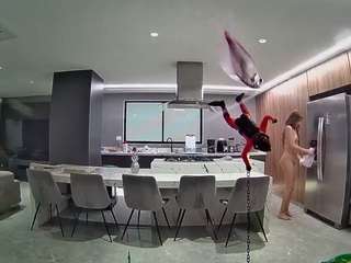 voyeurcam-casa-salsa-fishtank