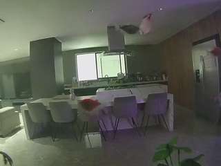voyeurcam-casa-salsa-fishtank
