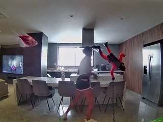 voyeurcam-casa-salsa-fishtank