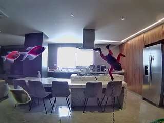 voyeurcam-casa-salsa-fishtank