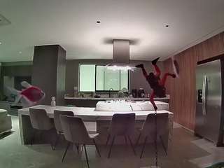 voyeurcam-casa-salsa-fishtank