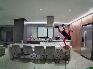 voyeurcam-casa-salsa-fishtank