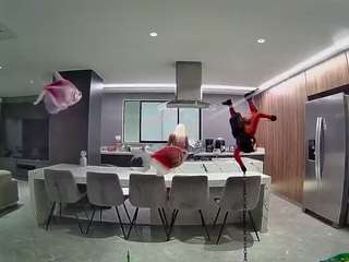 voyeurcam-casa-salsa-fishtank