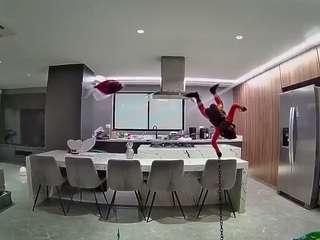 voyeurcam-casa-salsa-fishtank