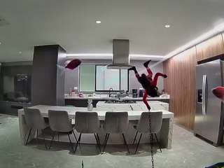 voyeurcam-casa-salsa-fishtank