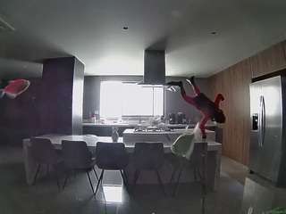 voyeurcam-casa-salsa-fishtank