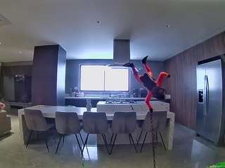 voyeurcam-casa-salsa-fishtank