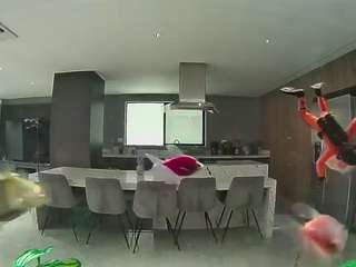voyeurcam-casa-salsa-fishtank