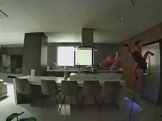 voyeurcam-casa-salsa-fishtank