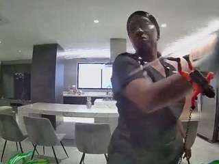 voyeurcam-casa-salsa-fishtank
