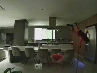 voyeurcam-casa-salsa-fishtank